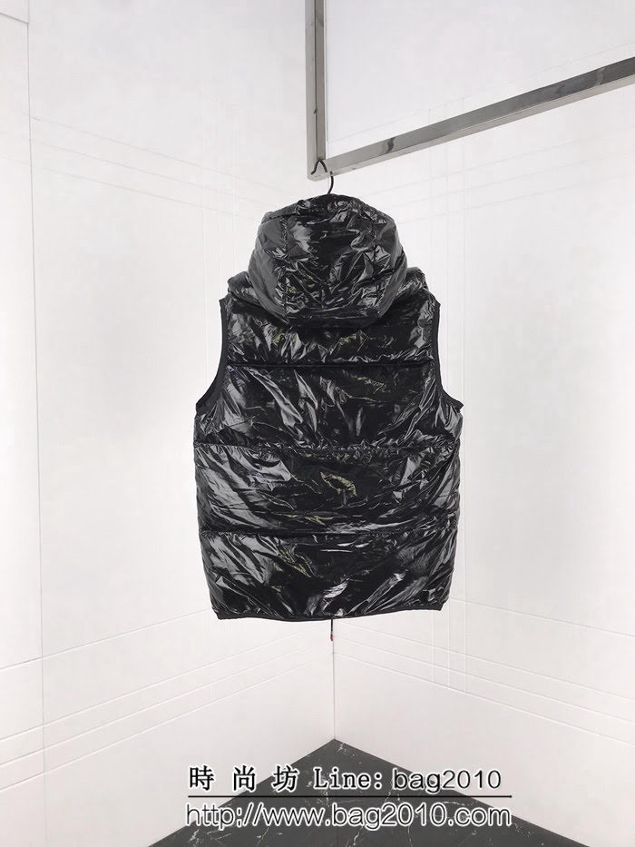 MONCLER蒙口 18秋冬最新款 MONCLER1952系列 男款羽絨馬甲 ydi2145